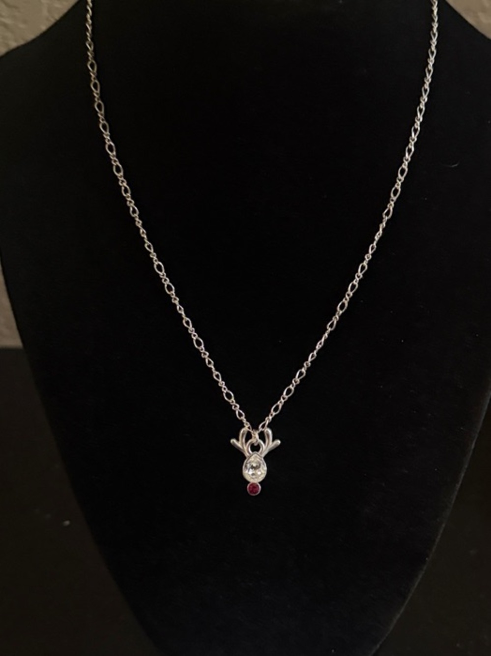 🦌🆕 Brighton Silver Reindeer Rock Pendant Necklace with Red Accent NWT